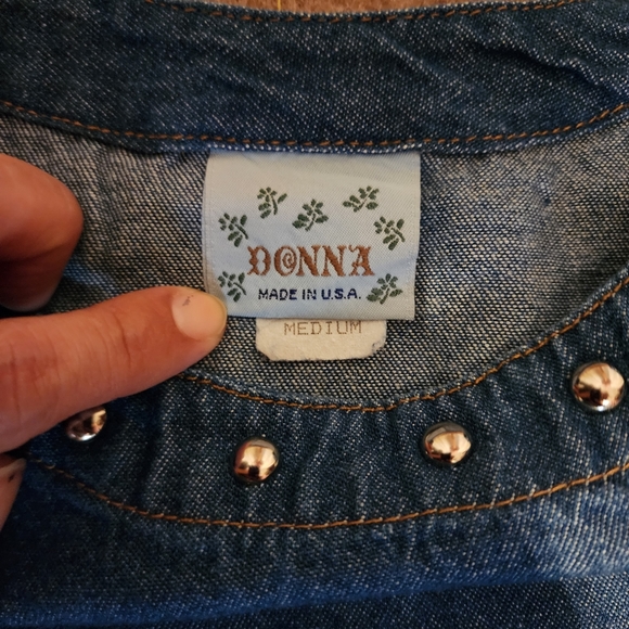 Donna Classic Full Jean Dress - Picture 5 of 7